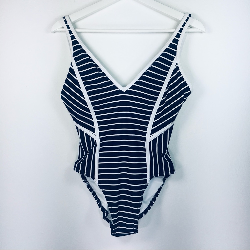 Tommy Hilfiger navy nautical stripe one piece swimsuit-size 8 NWOT